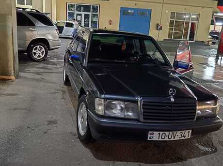 Mercedes 190