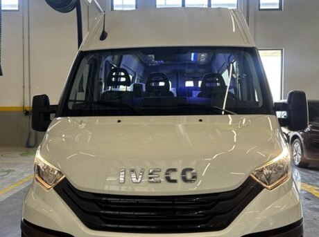 Iveco 35C15