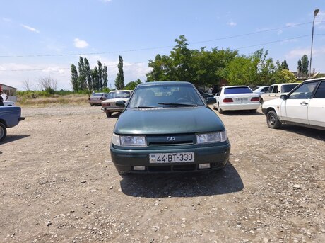 LADA (VAZ) 2112