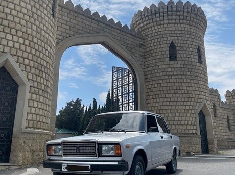 LADA (VAZ) 2107