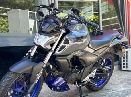 Yamaha FZ-S FI Deluxe