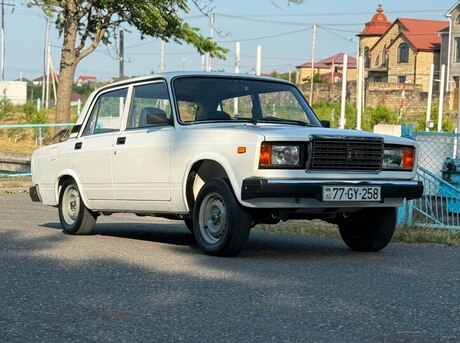 LADA (VAZ) 2107