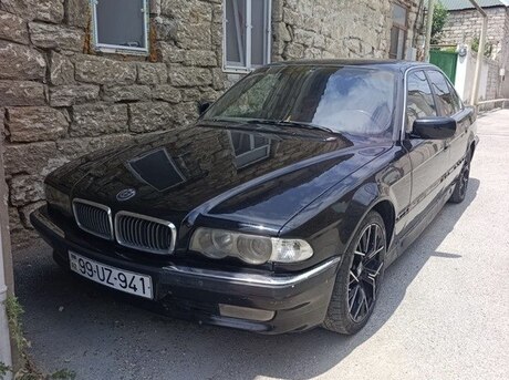 BMW 735