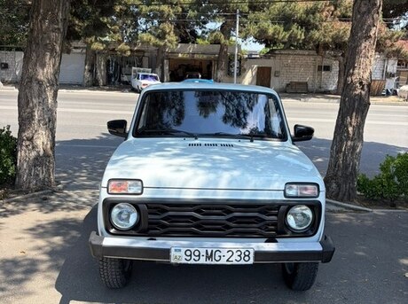 LADA (VAZ) Niva
