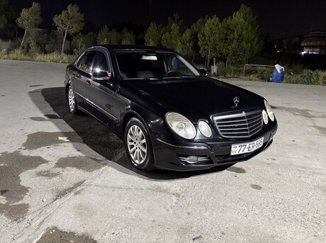 Mercedes E 220