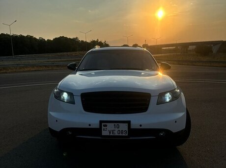 Infiniti FX35