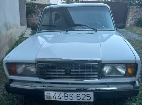 LADA (VAZ) 2105