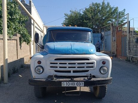 ZIL 130