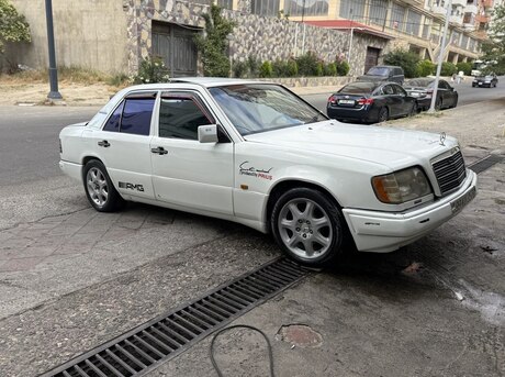 Mercedes E 250