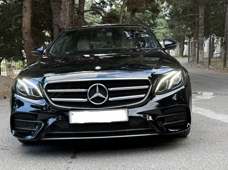Mercedes E 300