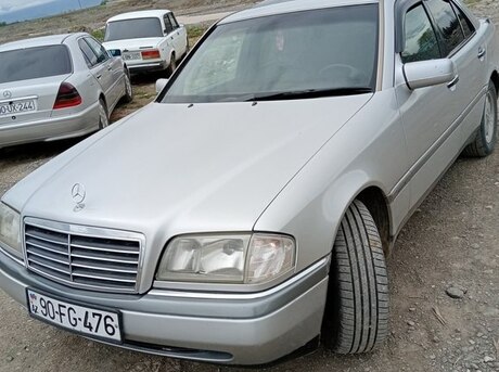 Mercedes C 220