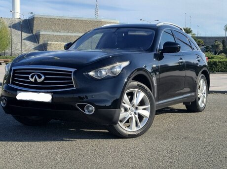 Infiniti QX70
