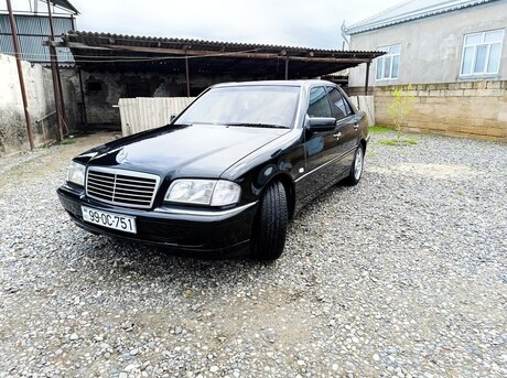 Mercedes C 220