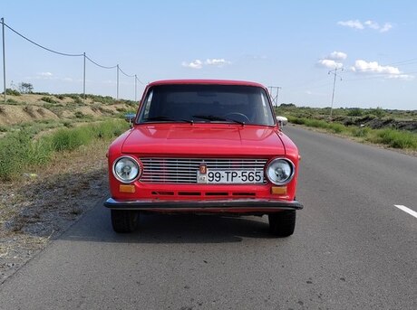 LADA (VAZ) 21011