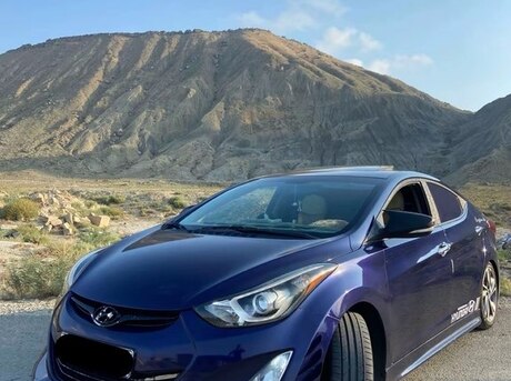 Hyundai Elantra