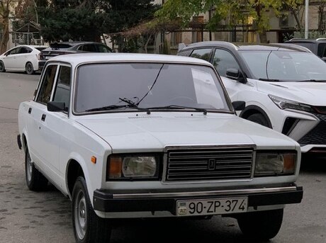 LADA (VAZ) 2107