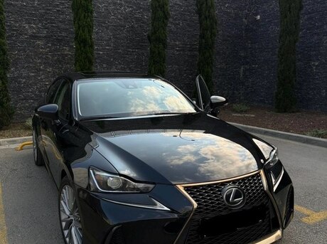 Lexus IS 200t