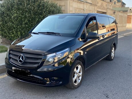 Mercedes Vito 121