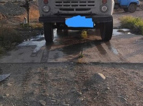 ZIL 130