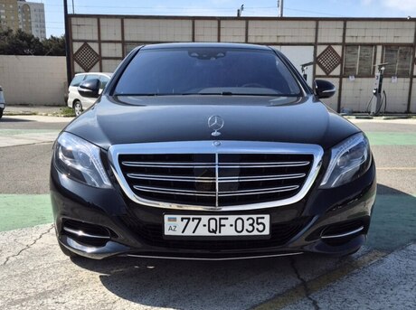 Mercedes S 550