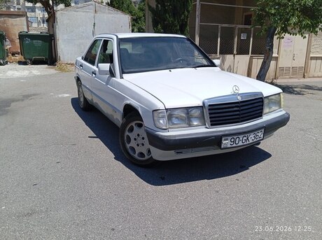 Mercedes 190
