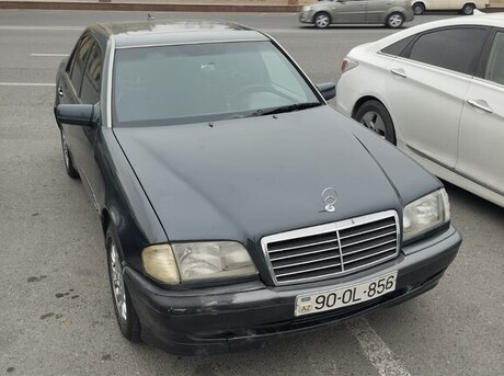 Mercedes C 220