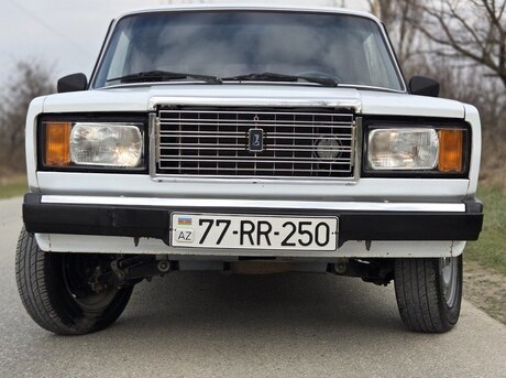 LADA (VAZ) 2107