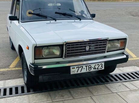 LADA (VAZ) 2107