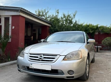 Nissan Altima