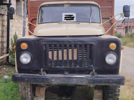 GAZ 53