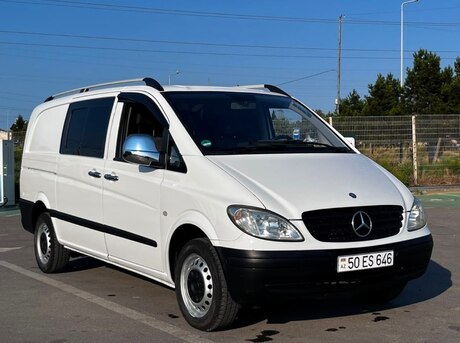 Mercedes Vito 111