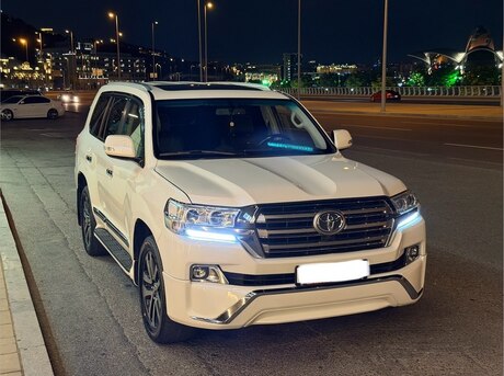 Toyota Land Cruiser 2013