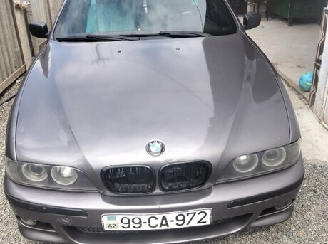 BMW 523