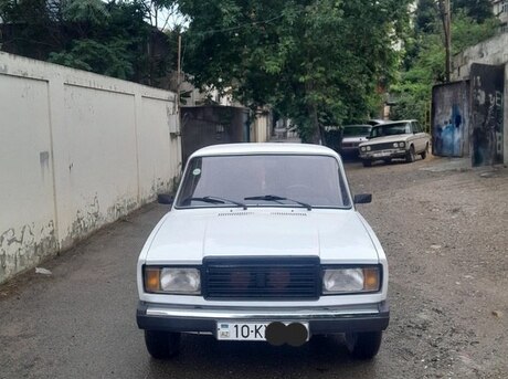 LADA (VAZ) 2107