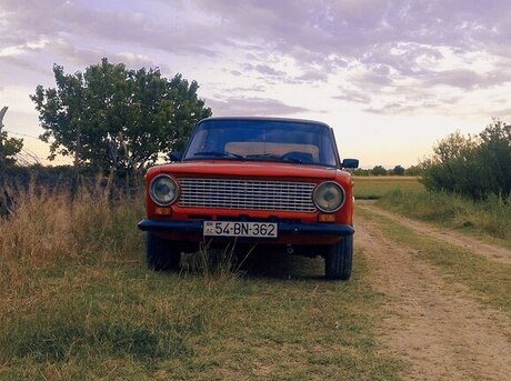 LADA (VAZ) 21013