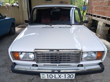 LADA (VAZ) 2107