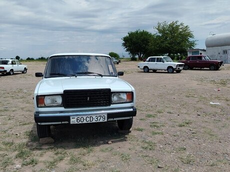 LADA (VAZ) 2107