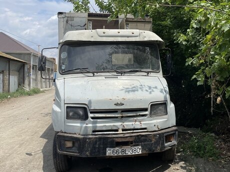 ZIL 5301