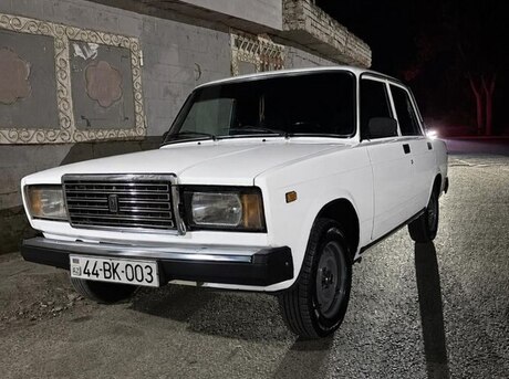 LADA (VAZ) 2107