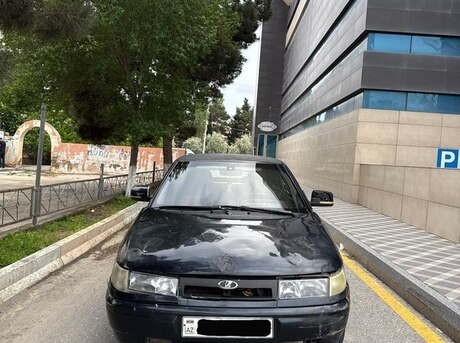 LADA (VAZ) 2112