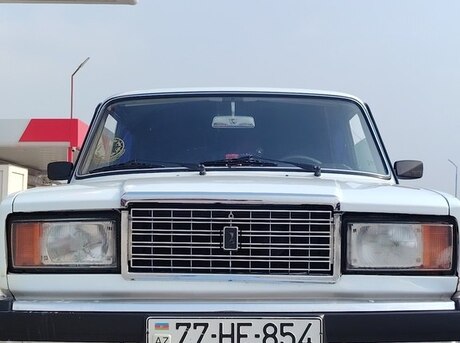 LADA (VAZ) 2107