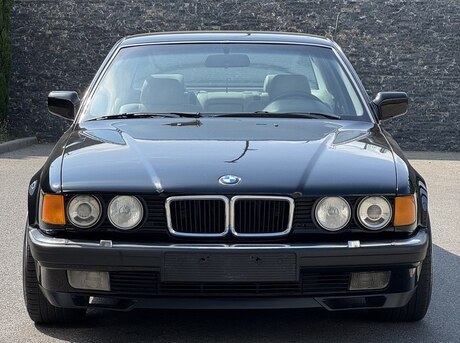 BMW 740