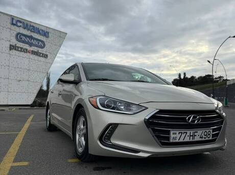 Hyundai Elantra