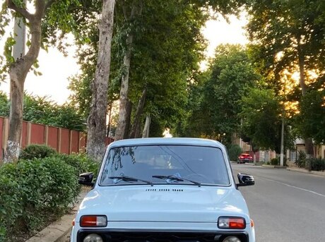 LADA (VAZ) Niva