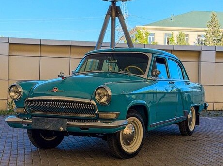 GAZ 21 "Volga"