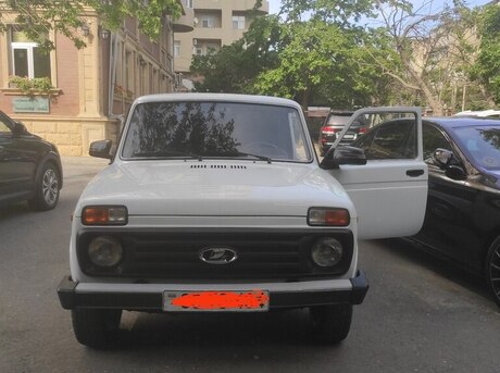 LADA (VAZ) Niva