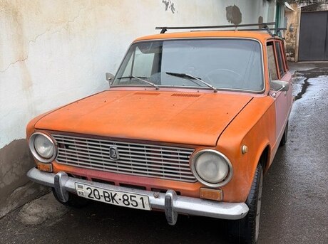 LADA (VAZ) 2102