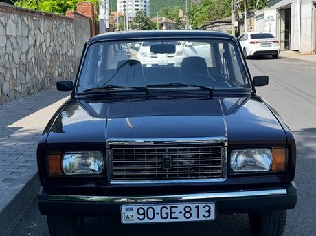 LADA (VAZ) 2107