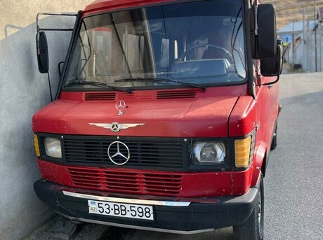 Mercedes 208 D