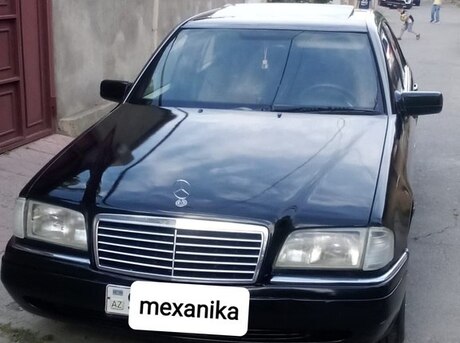 Mercedes C 180